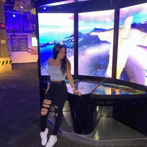 Meet your Posher, Melanie